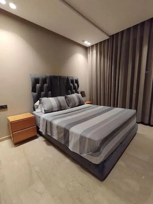 Studio Palmier Maarif Haut Standing Casablanca Marocco